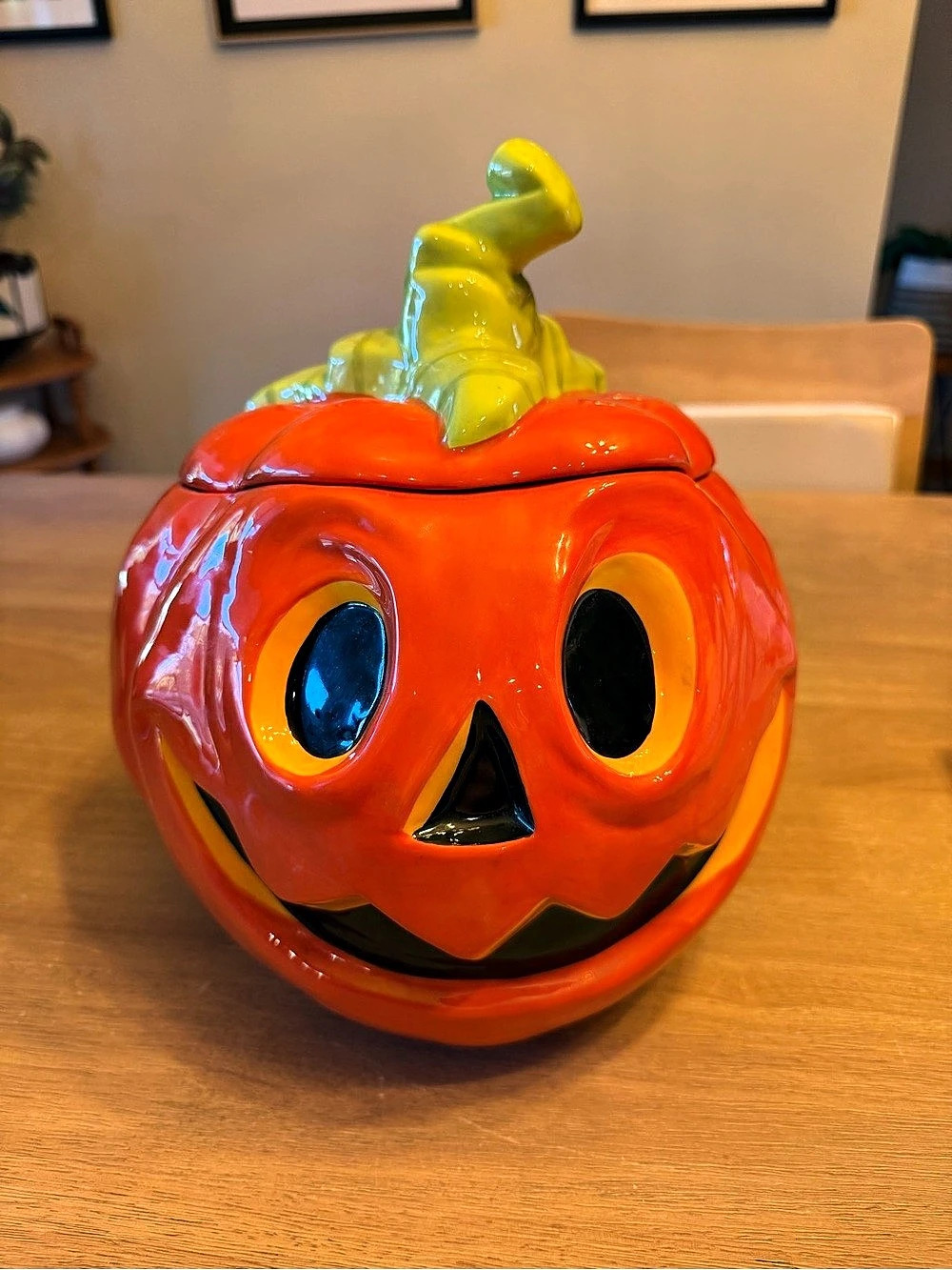 Vintage 2009 Target Halloween Orange Jack o’ lantern Pumpkin Ceramic Cookie Jar